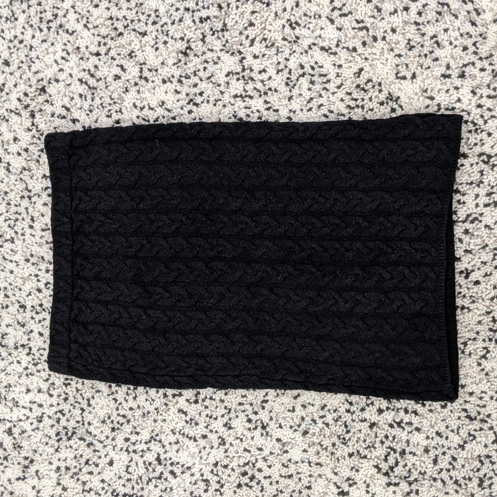 New without tags Joe fresh knitted black skirt